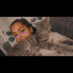 Meet your Posher, Kaelyn